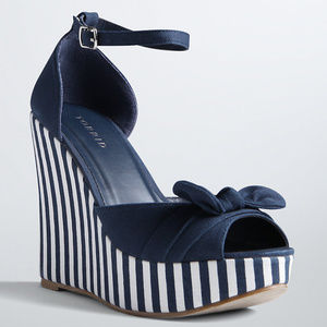 Torrid Striped Wedges (Wide Width) Navy and White